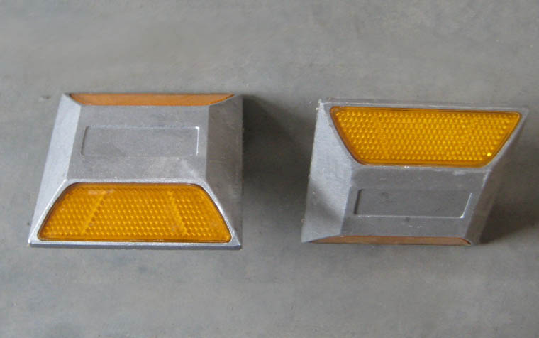 Aluminum Reflective Road Stud